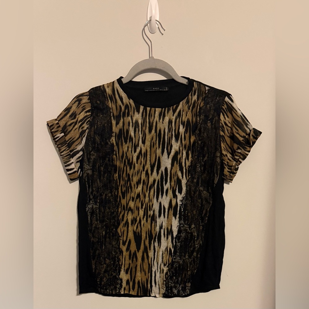 Zara Animal Print Short Sleeve Top lace detail leopard cheetah print dressy top